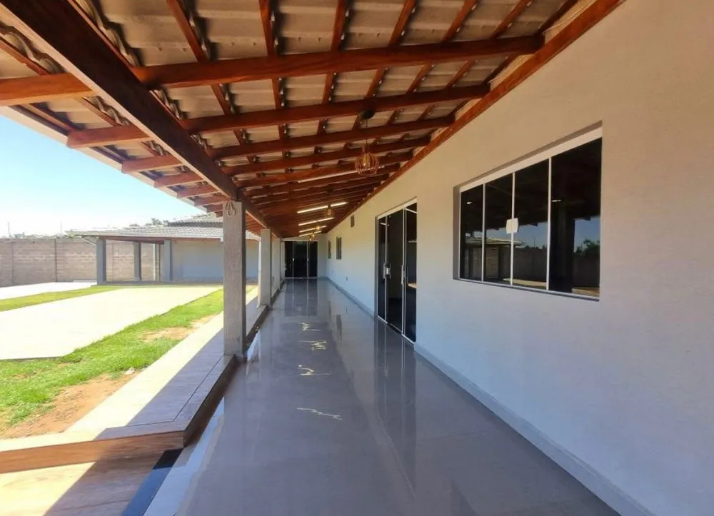 Chácara, 3 quartos, 1500 m² - Foto 1