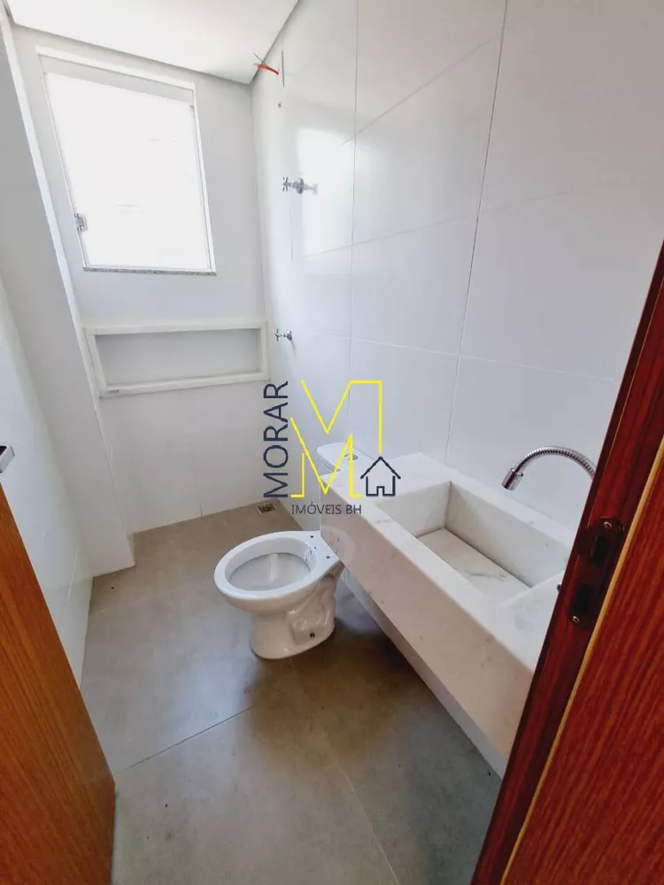 Apartamento à venda com 2 quartos, 70m² - Foto 3