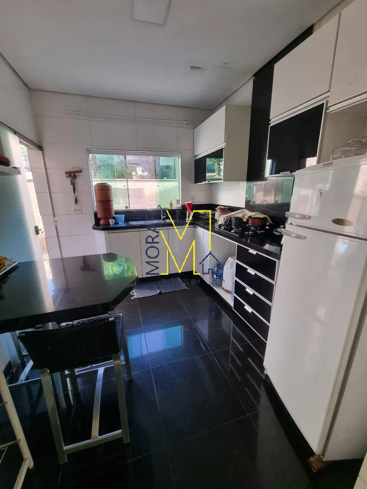 Casa, 4 quartos, 253 m² - Foto 4