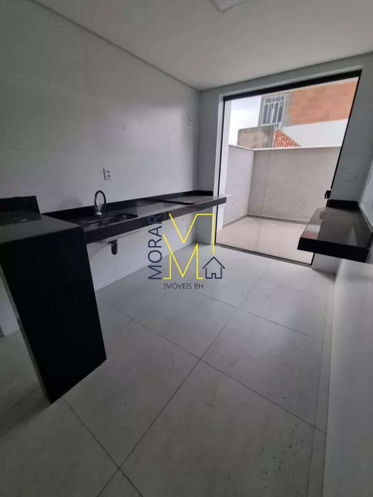 Apartamento à venda com 3 quartos, 104m² - Foto 2