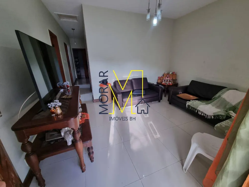 Casa, 3 quartos, 228 m² - Foto 1