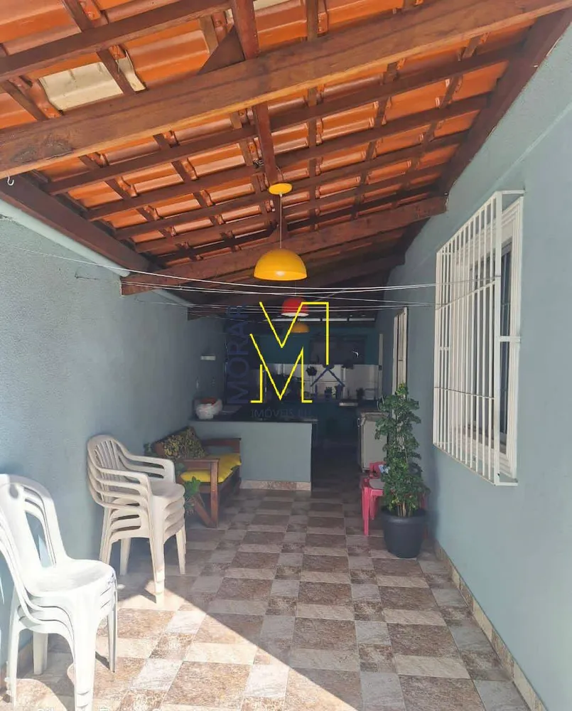 Casa, 5 quartos, 158 m² - Foto 1