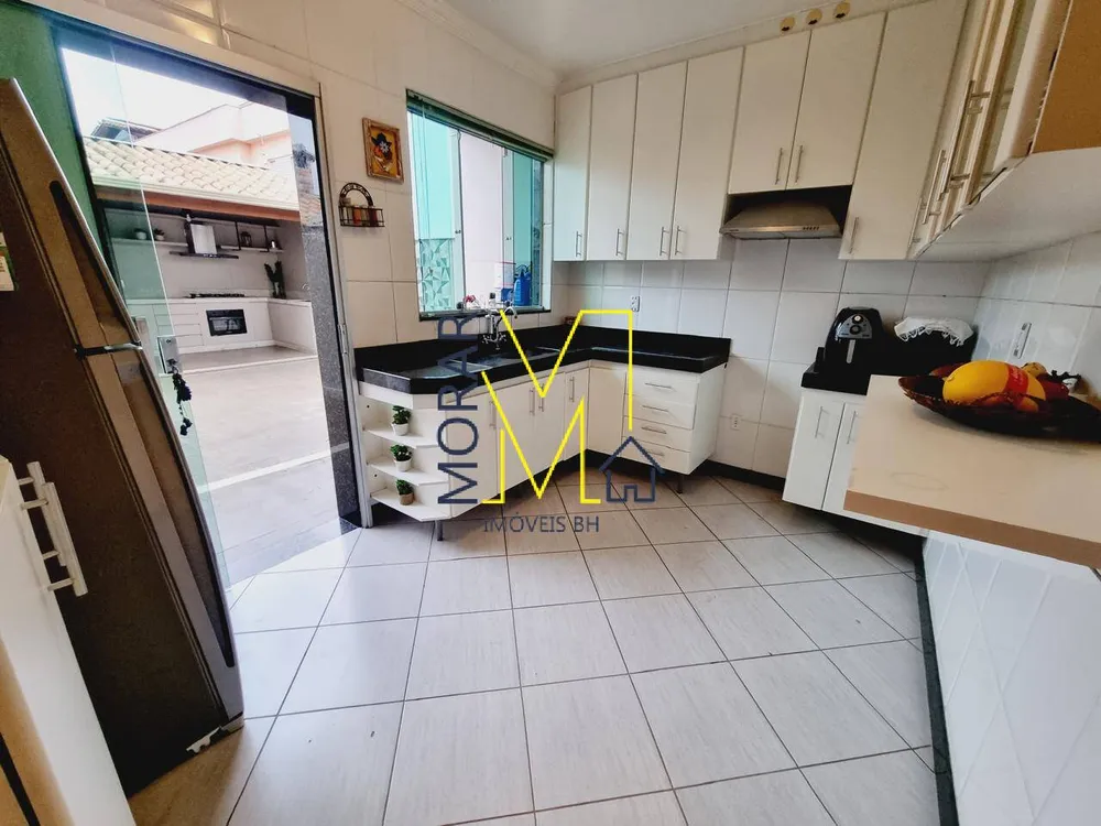 Casa, 3 quartos, 180 m² - Foto 2