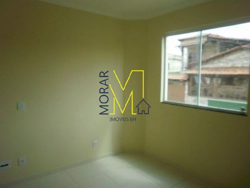 Apartamento à venda com 3 quartos, 80m² - Foto 2