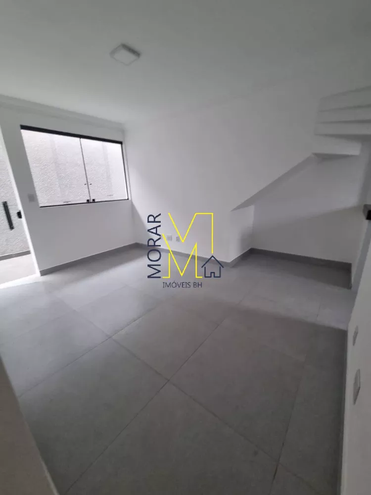 Apartamento à venda com 3 quartos, 78m² - Foto 2