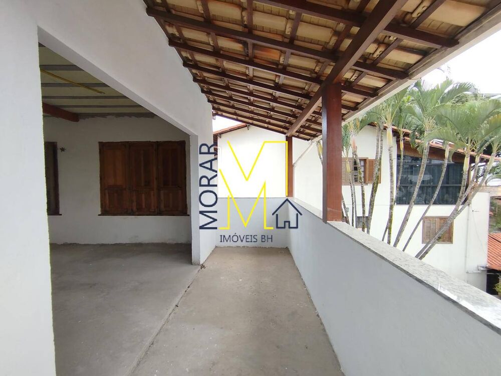 Casa, 3 quartos, 310 m² - Foto 1