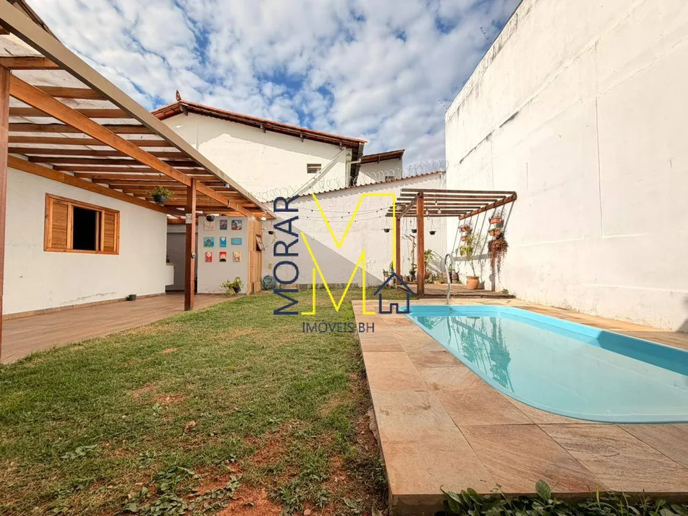 Casa, 4 quartos, 260 m² - Foto 1