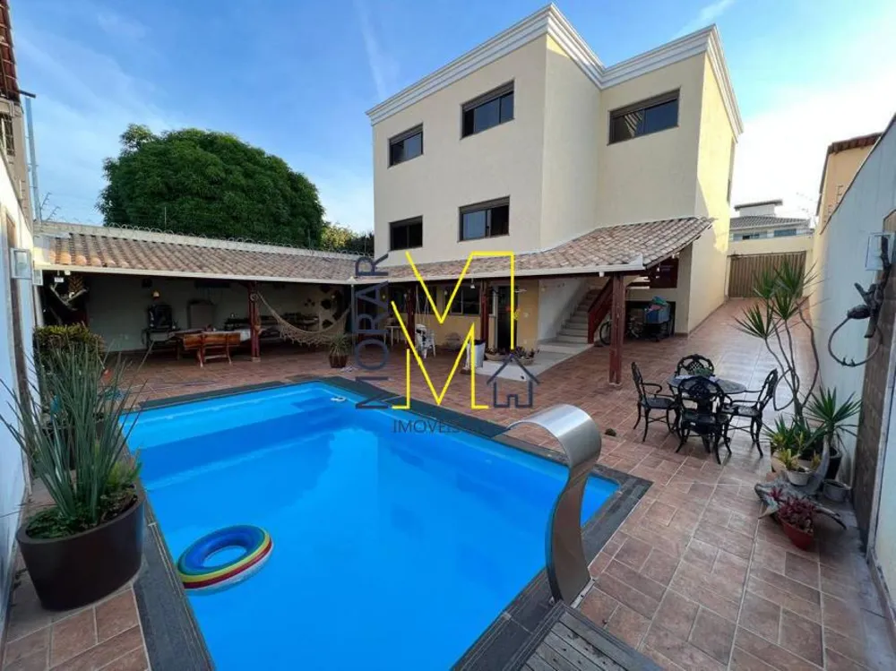 Casa, 5 quartos, 360 m² - Foto 1