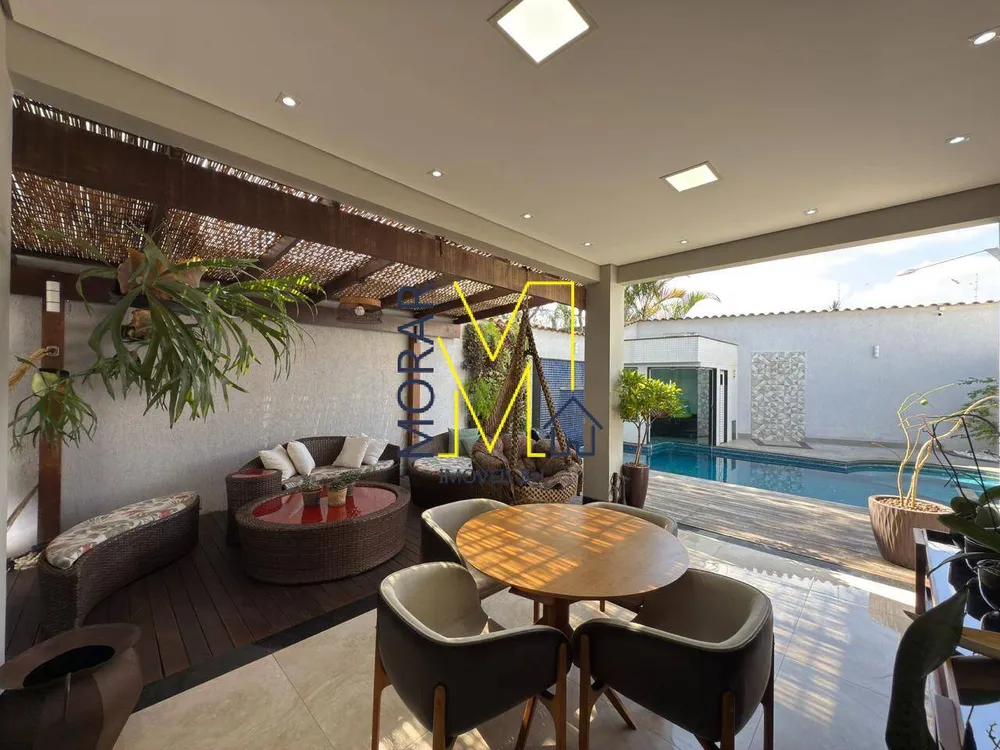Casa, 3 quartos, 214 m² - Foto 1