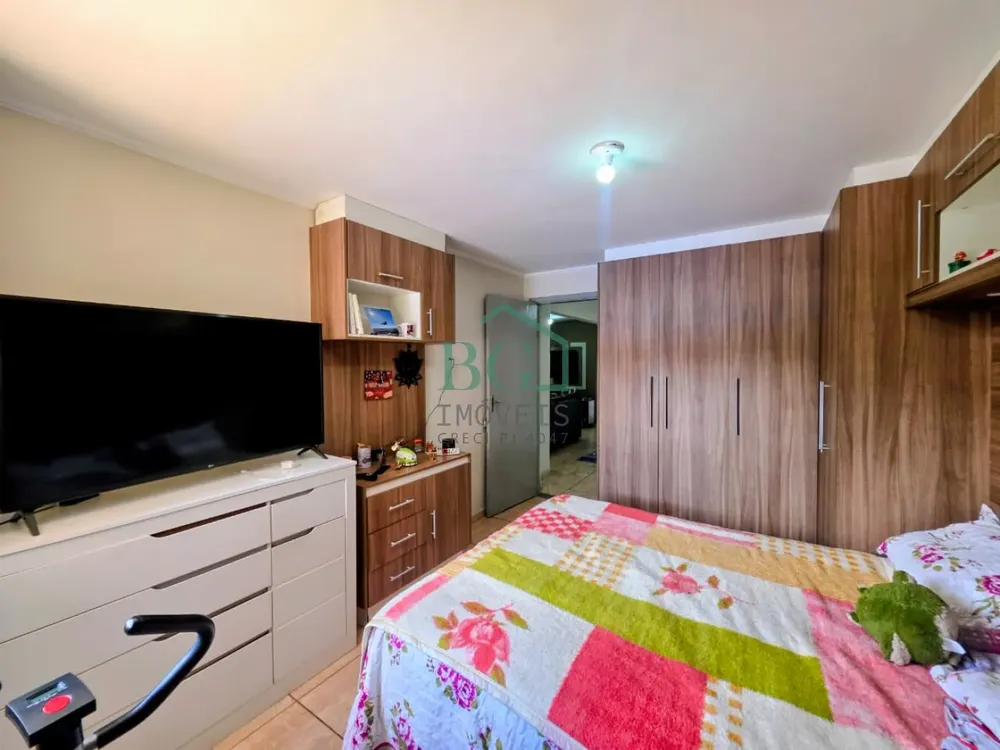 Casa, 4 quartos, 178 m² - Foto 2