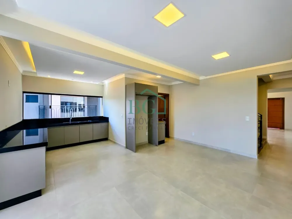 Casa, 3 quartos, 350 m² - Foto 2