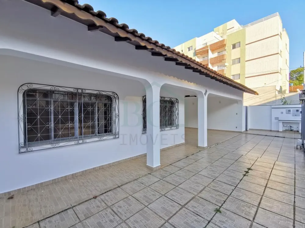 Casa, 4 quartos, 270 m² - Foto 2