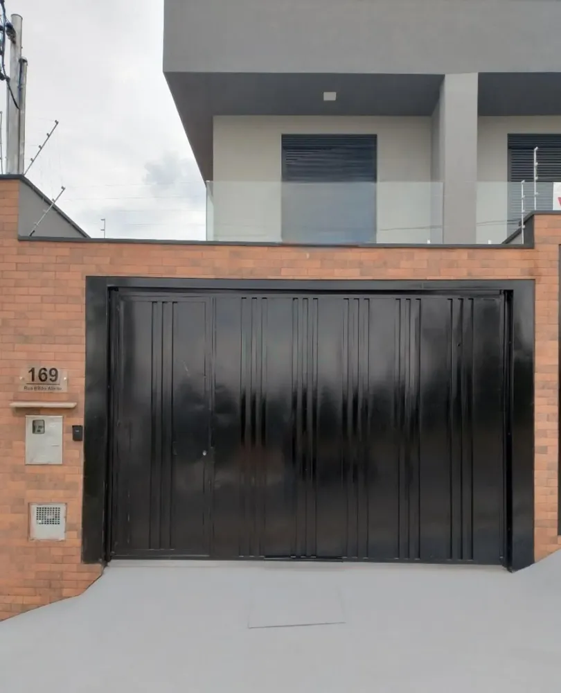 Casa, 3 quartos, 156 m² - Foto 1