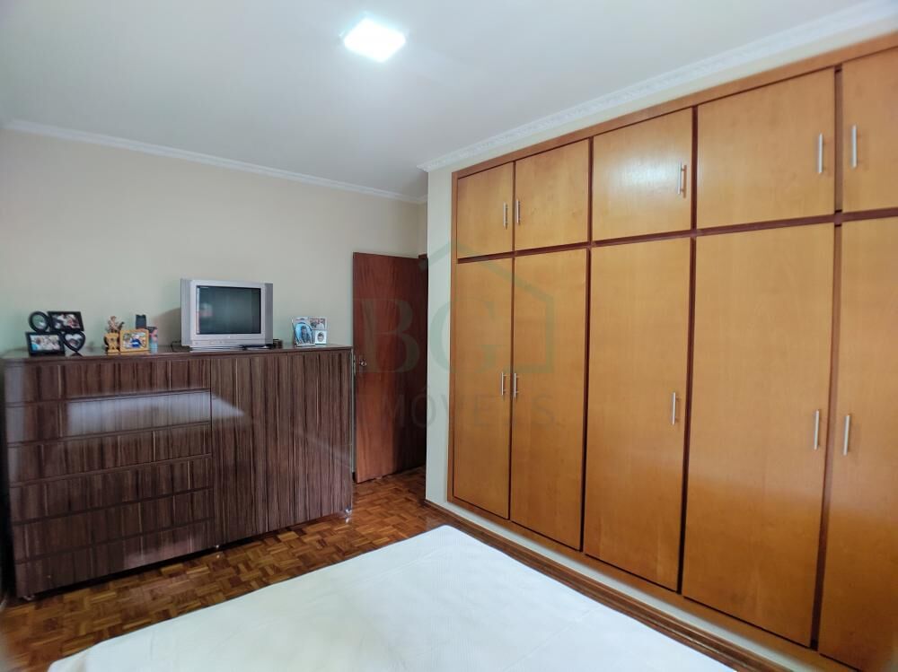 Apartamento à venda com 3 quartos, 143m² - Foto 1