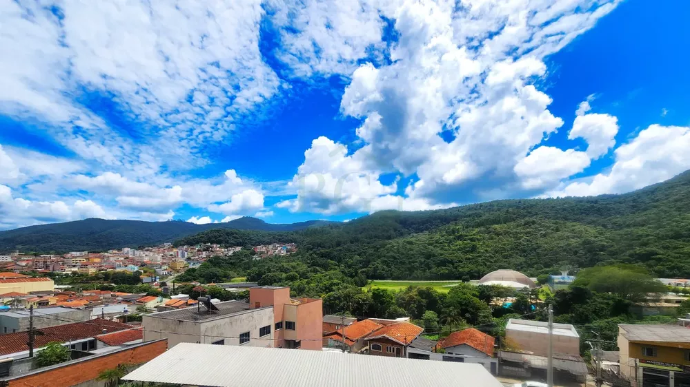Apartamento para alugar com 2 quartos, 45m² - Foto 3