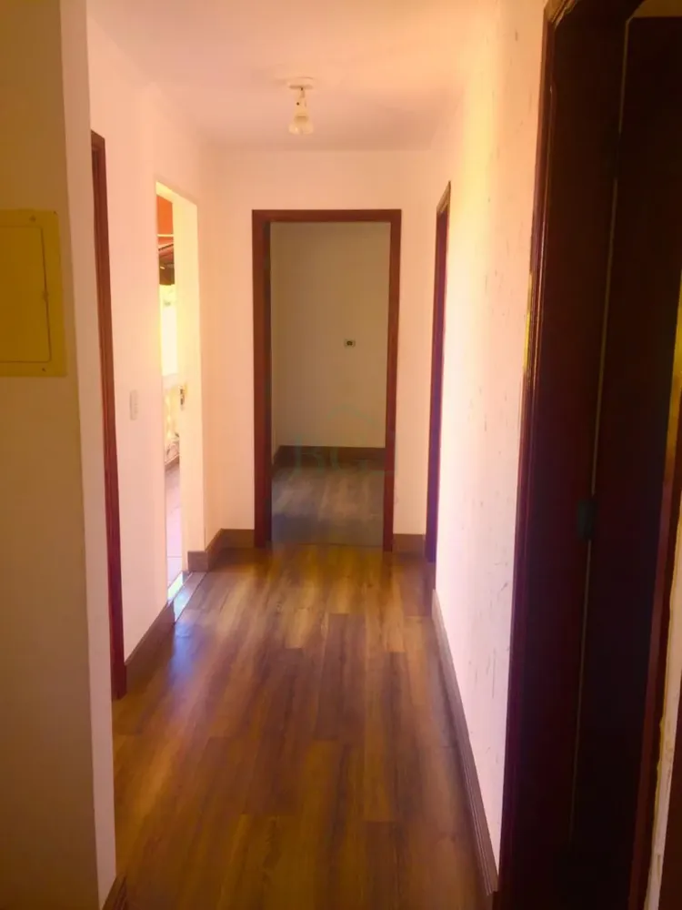 Casa, 3 quartos, 245 m² - Foto 1