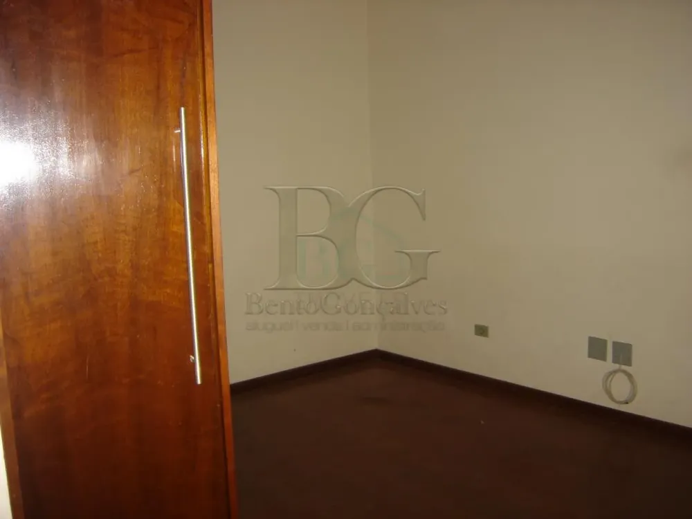 Casa, 3 quartos, 230 m² - Foto 4