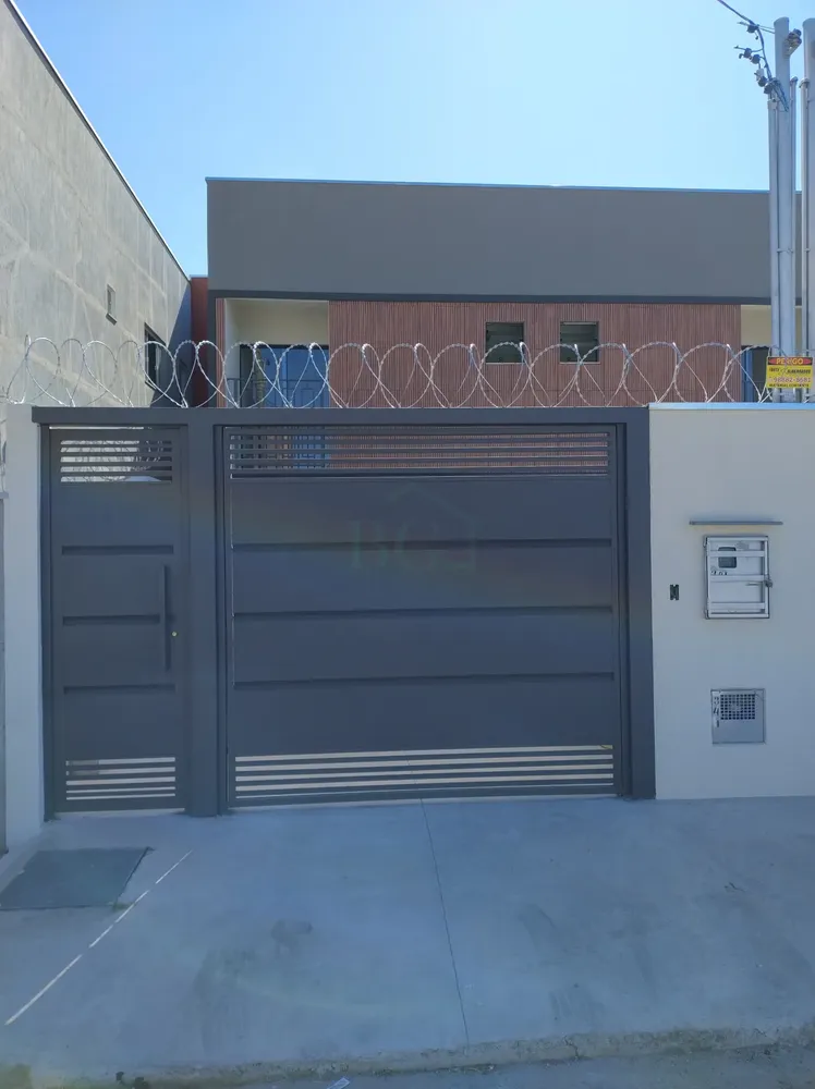 Casa, 3 quartos, 110 m² - Foto 1