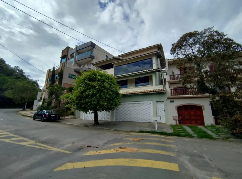 Casa, 3 quartos, 420 m² - Foto 1