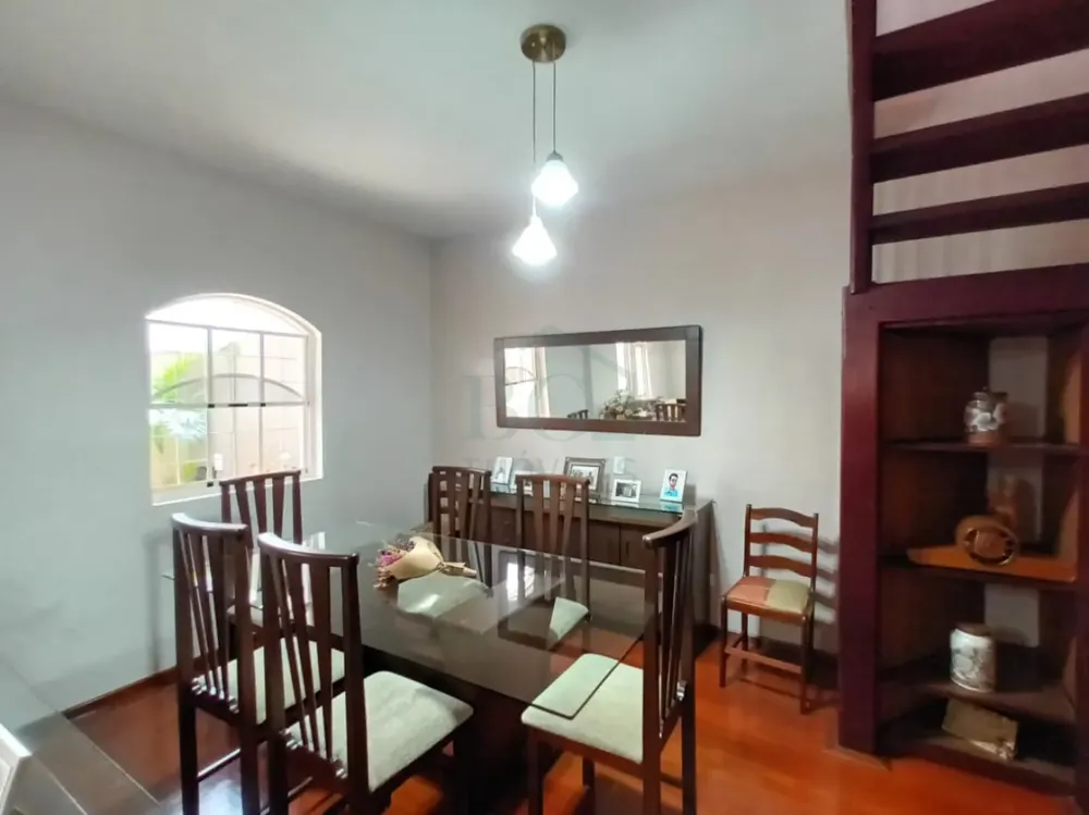 Casa, 4 quartos, 244 m² - Foto 1
