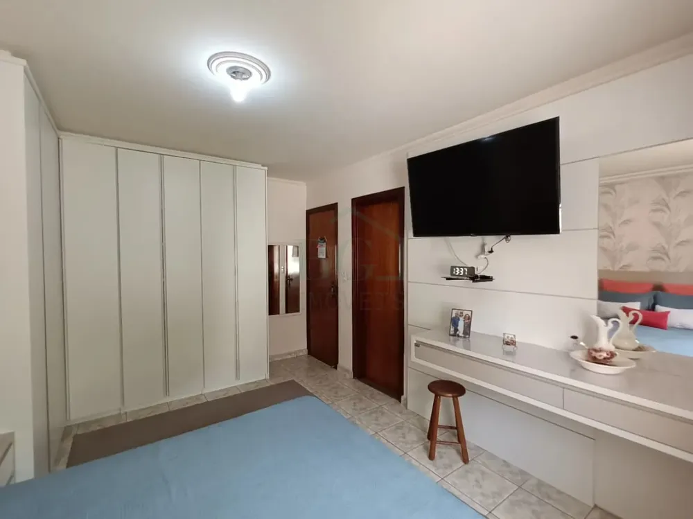 Casa, 4 quartos, 244 m² - Foto 3