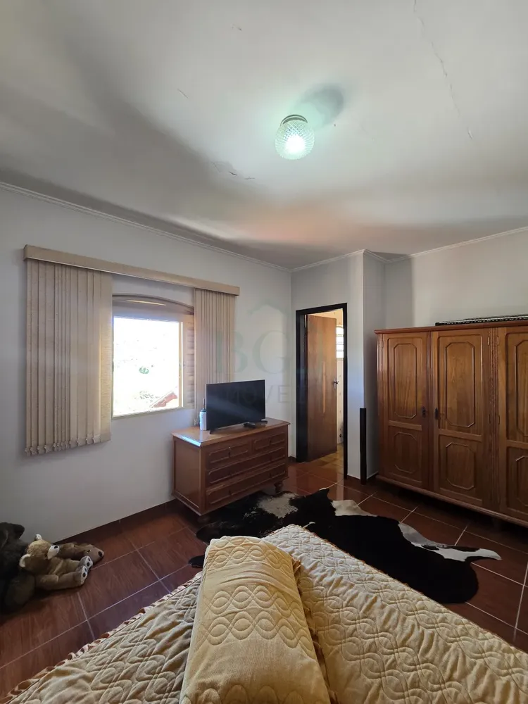 Casa, 5 quartos, 239 m² - Foto 3