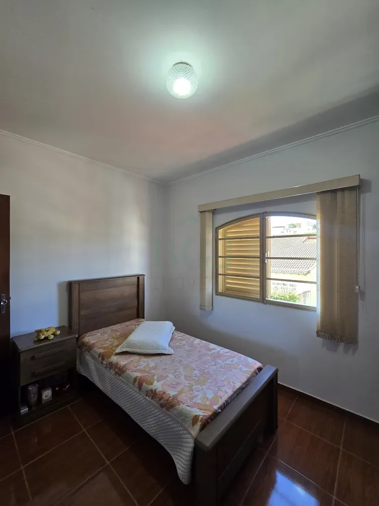 Casa, 5 quartos, 239 m² - Foto 4