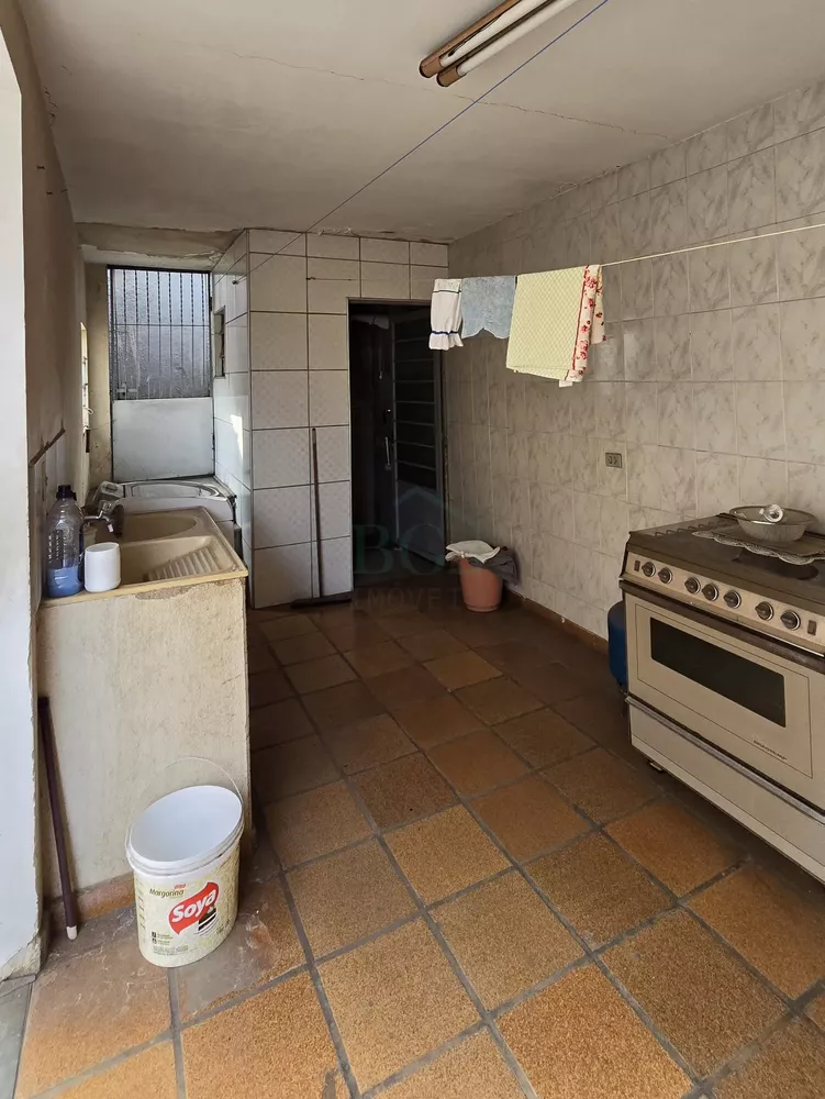 Casa à venda com 3 quartos, 222m² - Foto 4