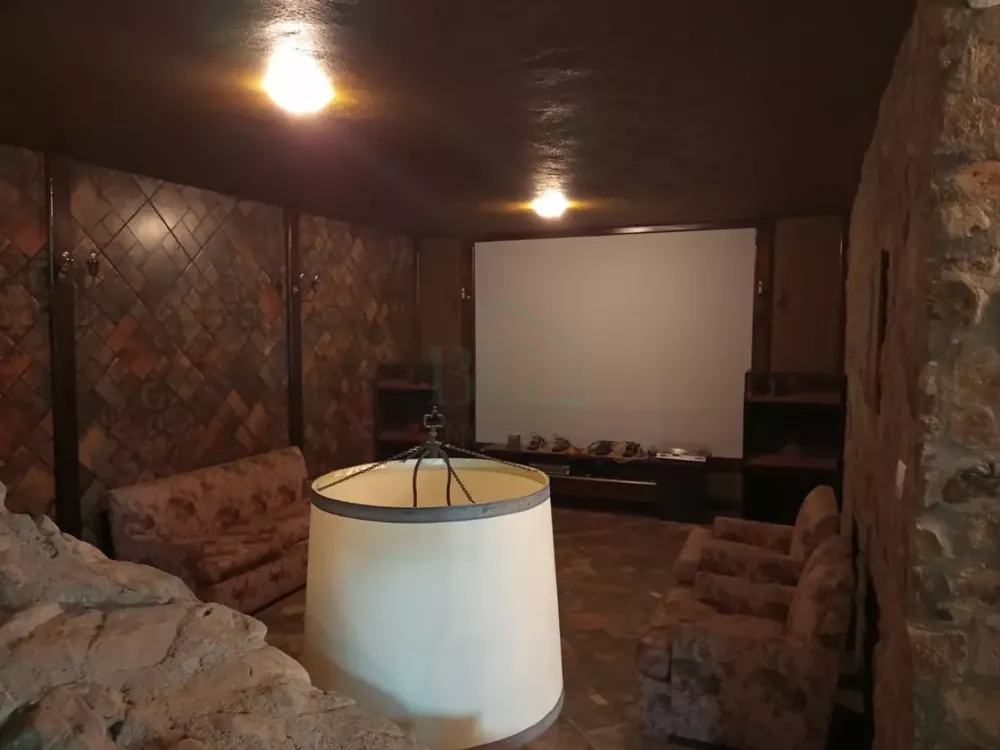 Casa à venda com 3 quartos, 960m² - Foto 4