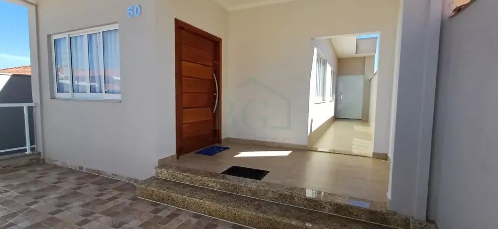 Casa à venda com 3 quartos, 370m² - Foto 2