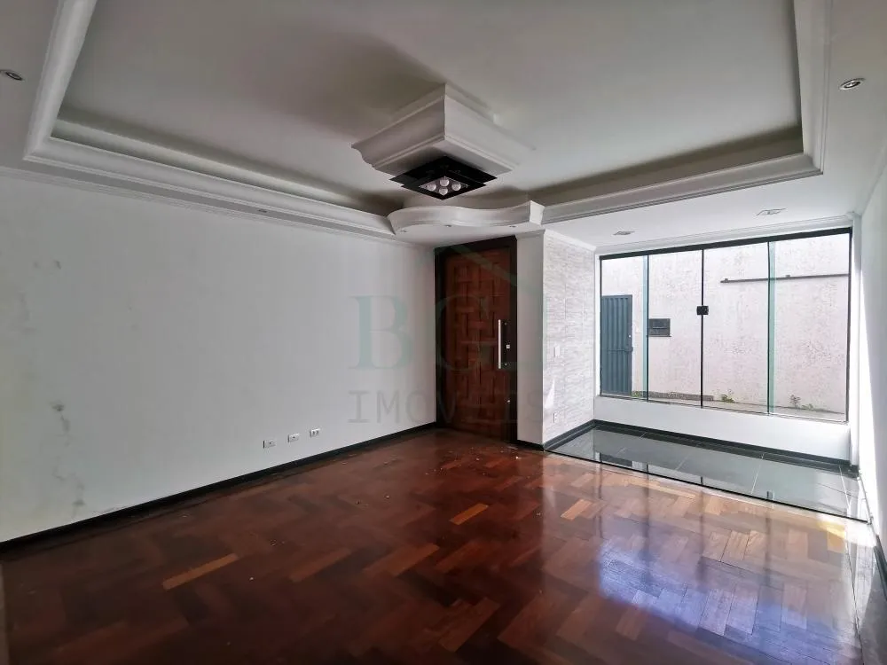 Casa, 3 quartos, 316 m² - Foto 1