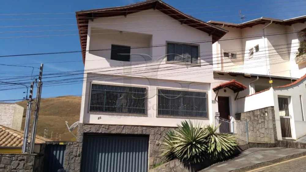 Casa, 3 quartos, 262 m² - Foto 1