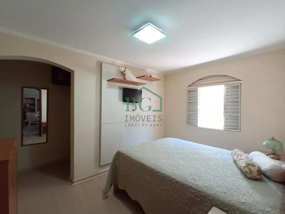 Casa, 4 quartos, 241 m² - Foto 5