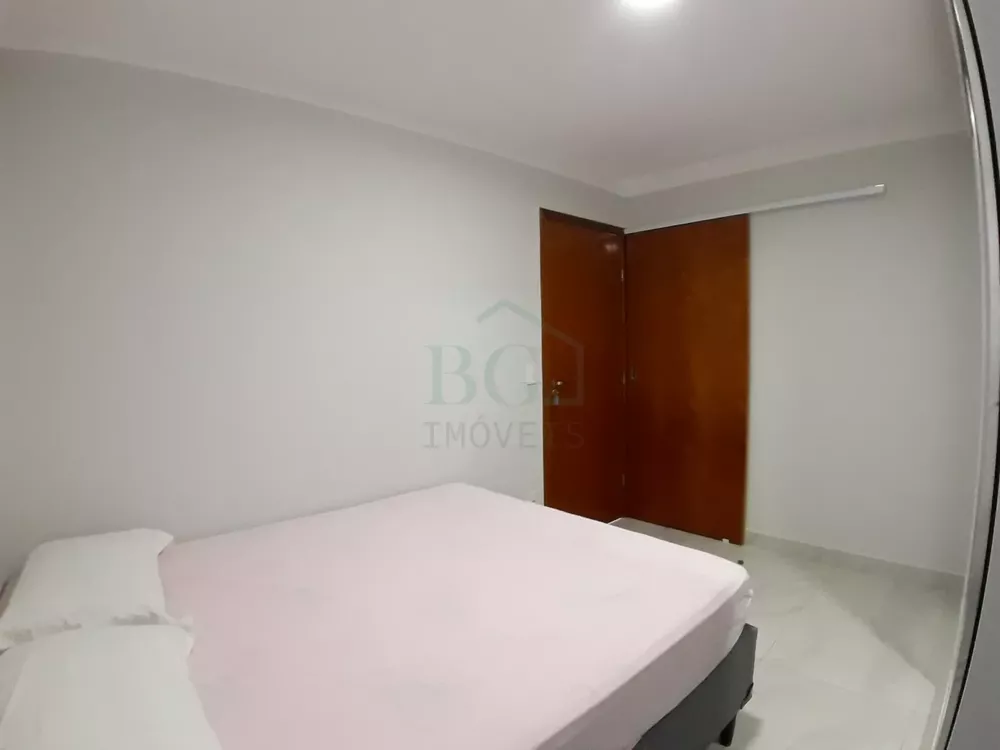 Apartamento à venda com 2 quartos, 80m² - Foto 2
