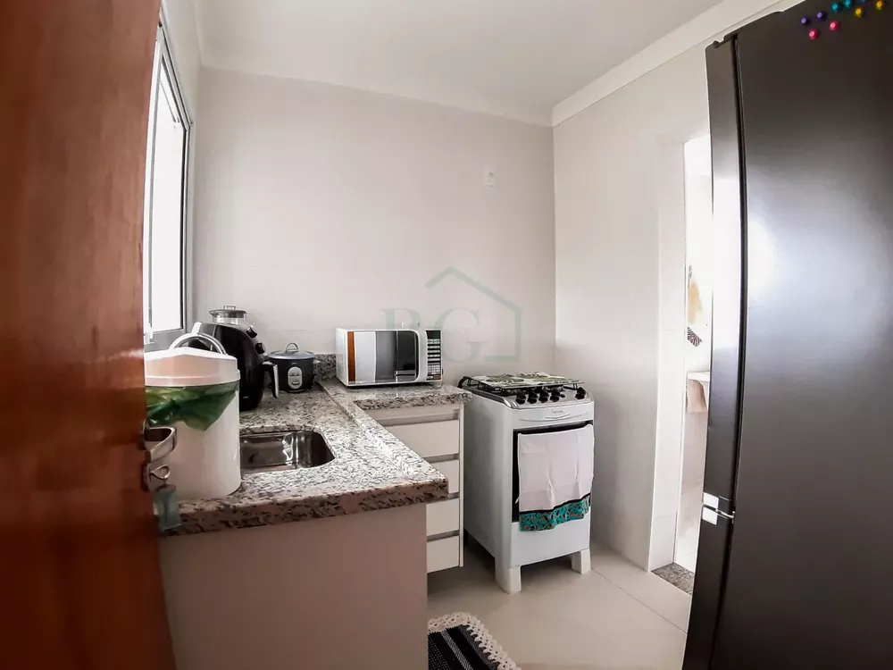 Apartamento à venda com 2 quartos, 80m² - Foto 3