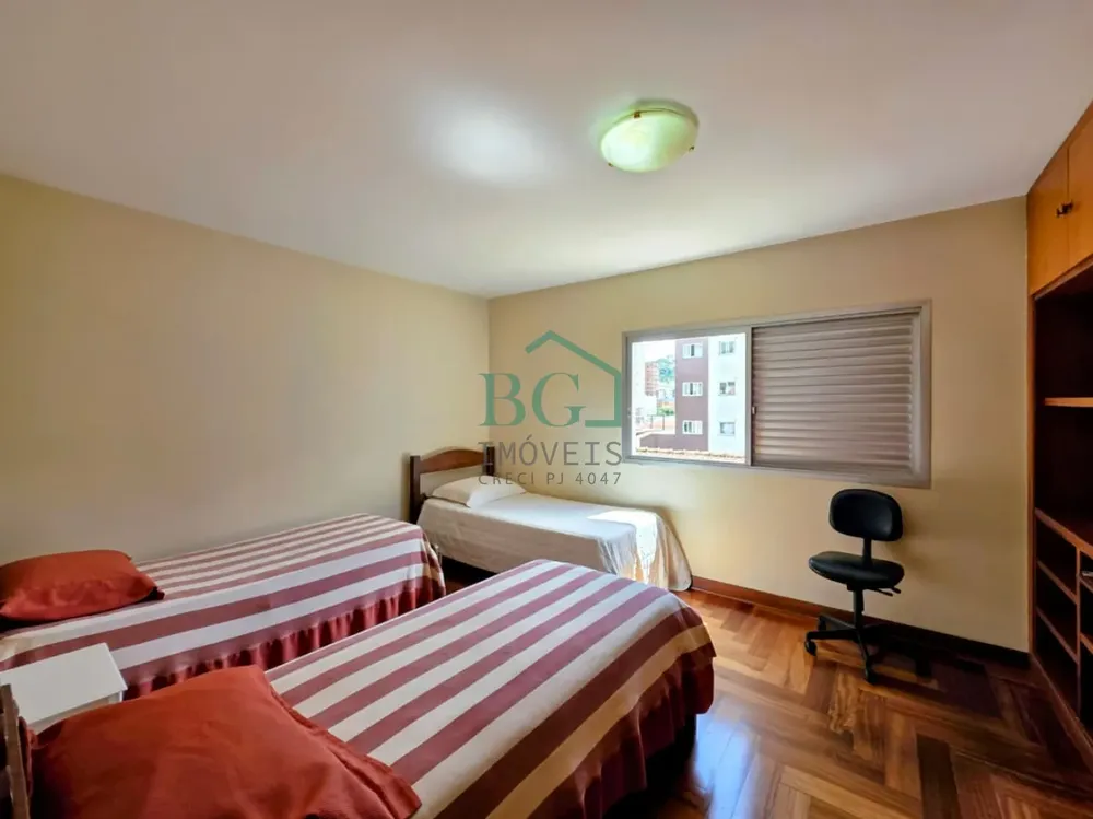 Apartamento, 3 quartos, 209 m² - Foto 2