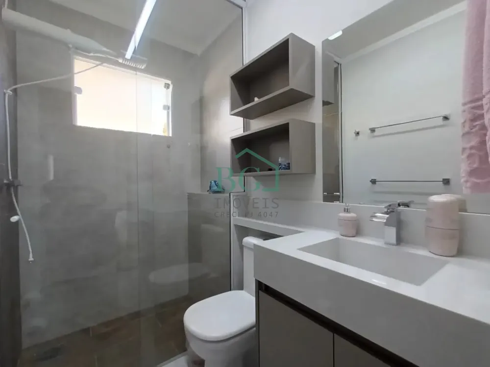 Casa, 5 quartos, 325 m² - Foto 2