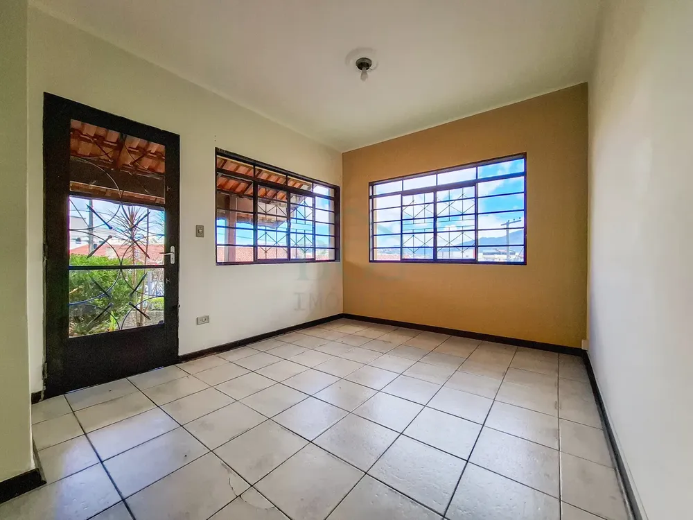 Casa, 4 quartos, 290 m² - Foto 3
