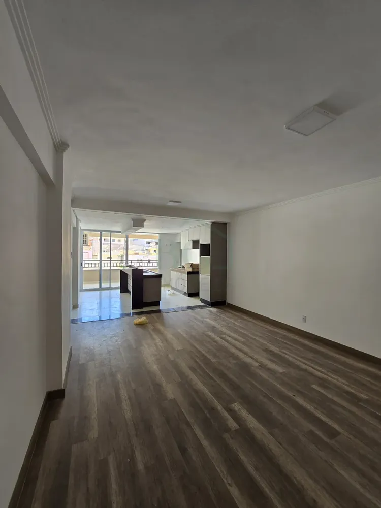 Apartamento, 3 quartos, 144 m² - Foto 2