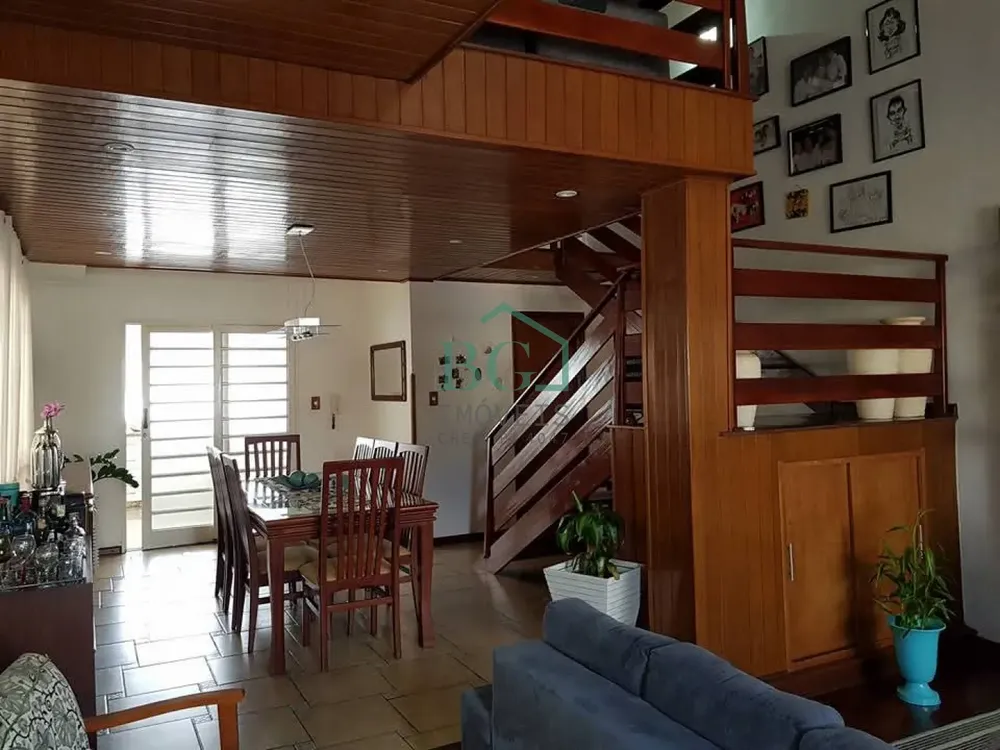 Casa, 3 quartos, 210 m² - Foto 3