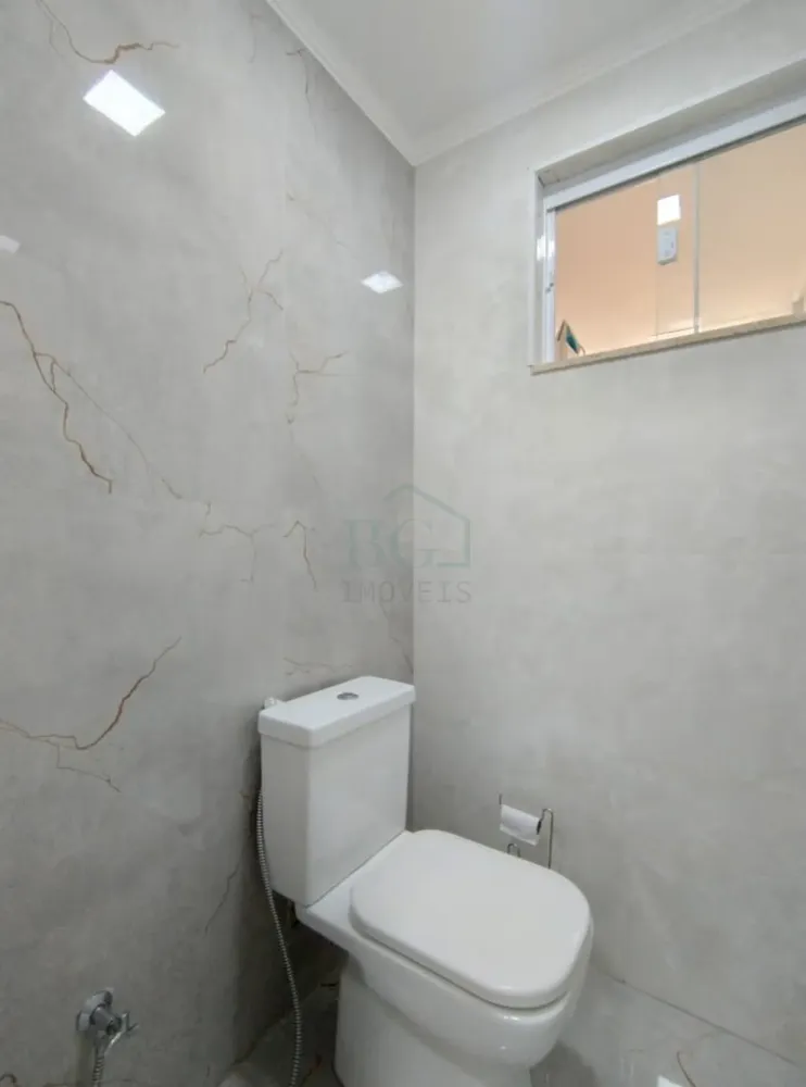 Casa, 3 quartos, 229 m² - Foto 2