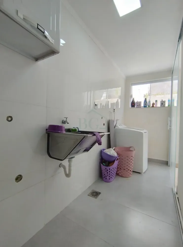 Casa, 3 quartos, 229 m² - Foto 6