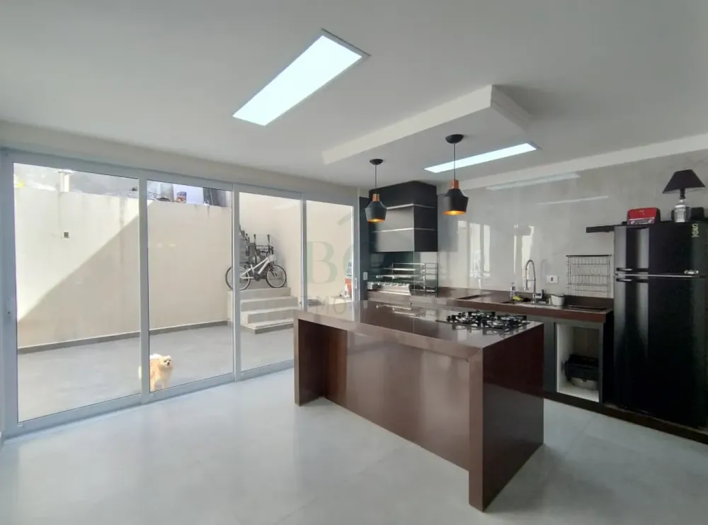 Casa, 3 quartos, 229 m² - Foto 3