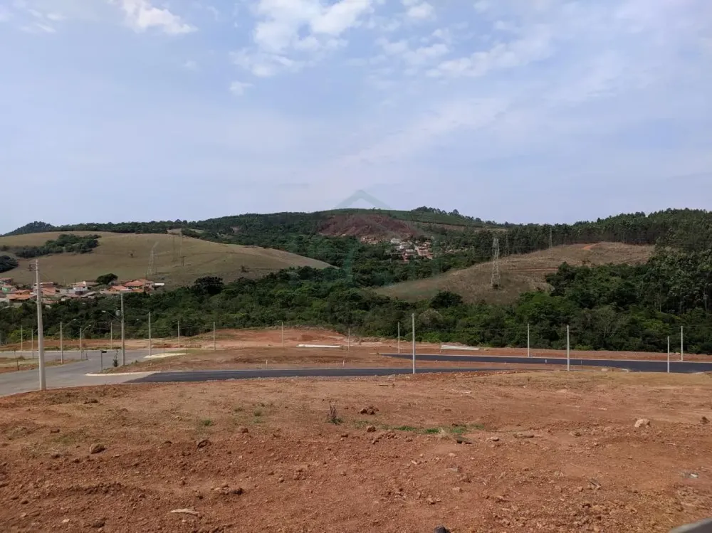 Terreno, 240 m² - Foto 1