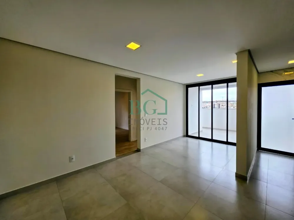 Apartamento, 3 quartos, 74 m² - Foto 2