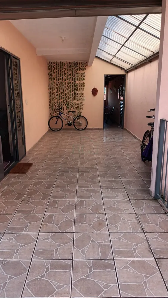 Casa, 3 quartos, 197 m² - Foto 1
