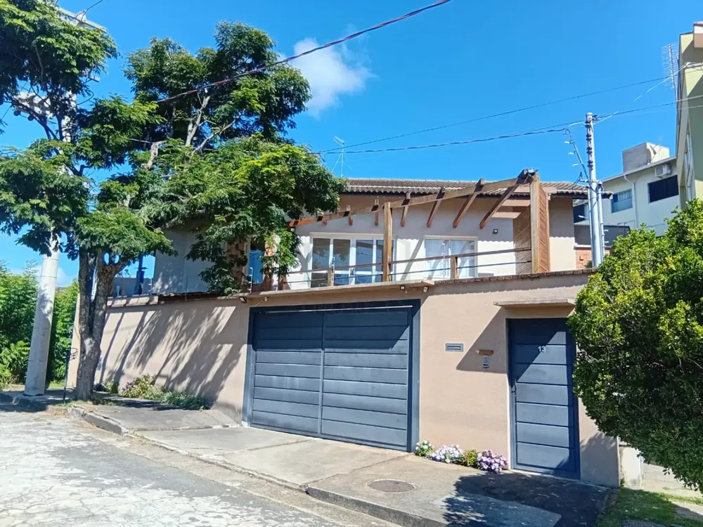 Casa, 2 quartos, 279 m² - Foto 1