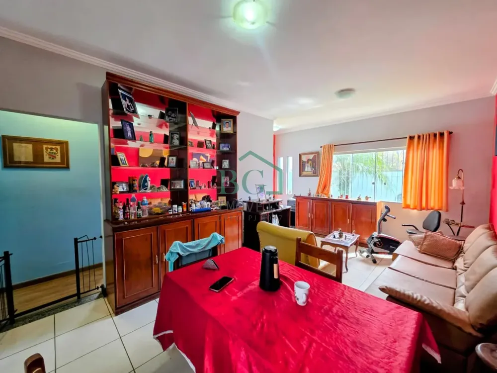 Casa, 3 quartos, 79 m² - Foto 2