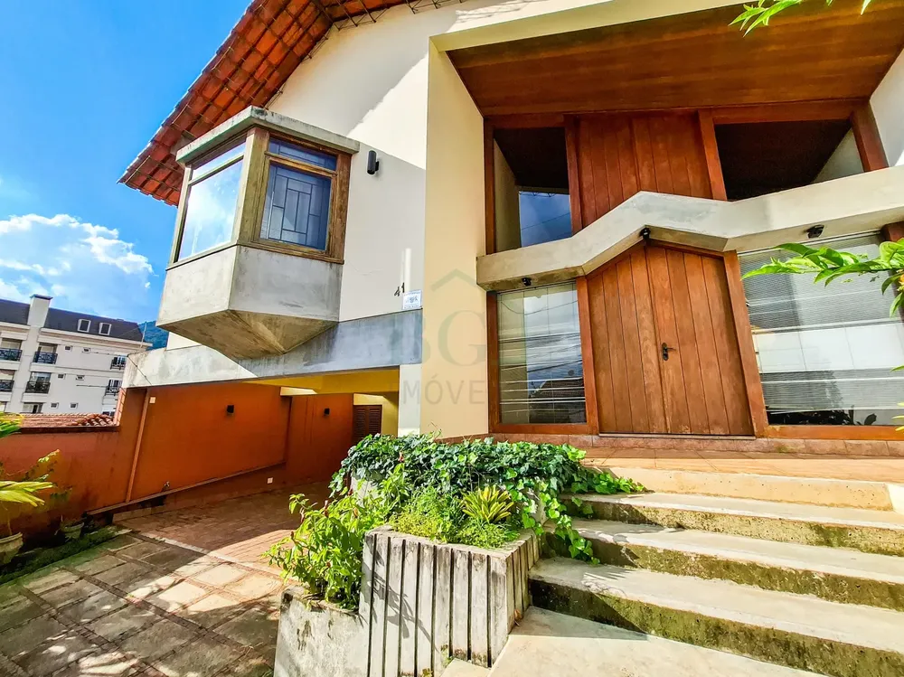 Casa, 3 quartos, 386 m² - Foto 1