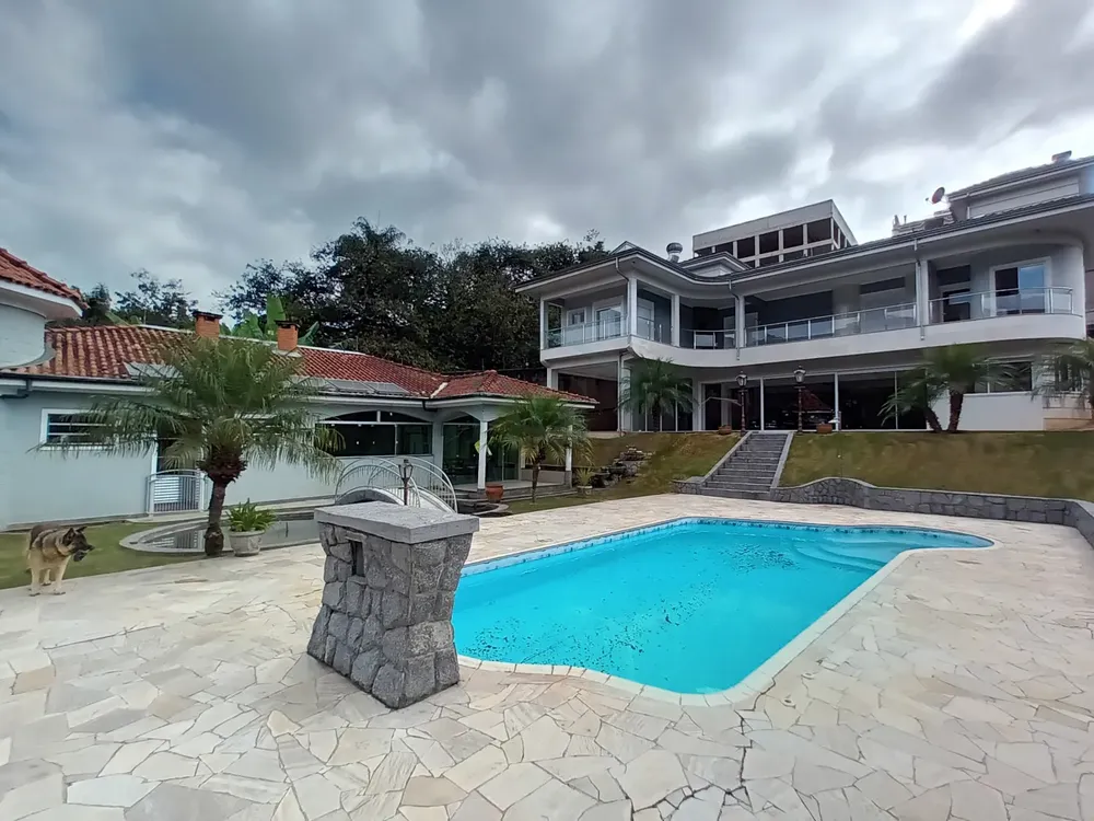 Casa, 3 quartos, 683 m² - Foto 1